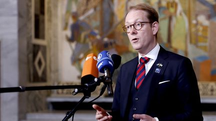 Le ministre suédois des Affaires étrangères, Tobias Billstrom, lors d'une réunion à l'Otan à Oslo, en Norvège, le 1er juin 2023. (HANNA JOHRE / NTB / AFP)