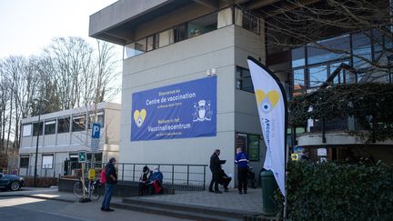 Un centre de vaccination à Bruxelles (Belgique), le 1er avril 2021. (MARTIN BERTRAND / HANS LUCAS)