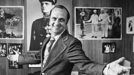 L'acteur Bob Newhart, chez lui, dans son bureau en 1972. (BETTMANN)