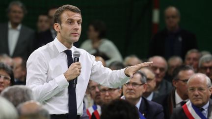 Emmanuel Macron, lors du lancement du grand débat national, mardi 15 janvier 2019. (LUDOVIC MARIN / AFP)