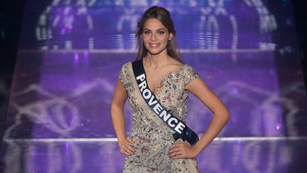 Miss Provence, April Benayoum, lors de la cérémonie du concours Miss France 2021, au Puy du Fou (Vendée), le 19 décembre 2020. (LOIC VENANCE / AFP)