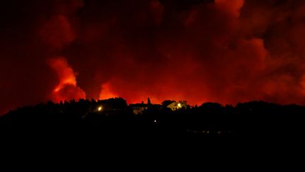 Portugal :Portugal : un incendie ravage la région touristique de Sintra un incendie ravage la région touristique de Sintra