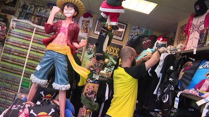 A la Rochelle (Charente-Maritime), une boutique éphémère 100% "One Piece" a ouvert pour les fêtes de Noël (France 3 Nouvelle Aquitaine)