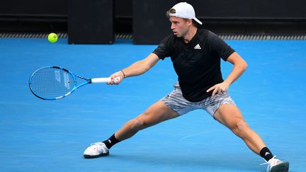 Le Français Alexandre Müller lors du tournoi de Melbourne contre Nick Kyrgios, le 2 février 2021 (WILLIAM WEST / AFP)