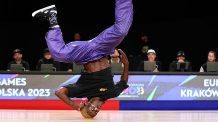 Le b-boy Dany Dan, champion d'Europe de breaking en 2022, lors de sa participation aux Jeux européens le 27 juin 2023, à Nowy Sacz, en Pologne, où il a décroché sa qualification olympique. (MAXPPP)