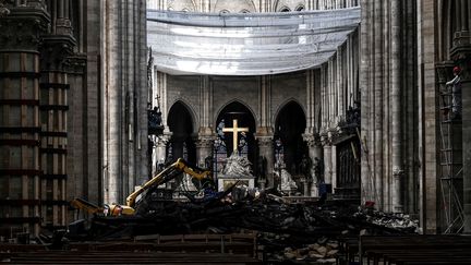 L'intérieur de la cathédrale Notre-Dame après l'incendie.&nbsp; (PHILIPPE LOPEZ / POOL)