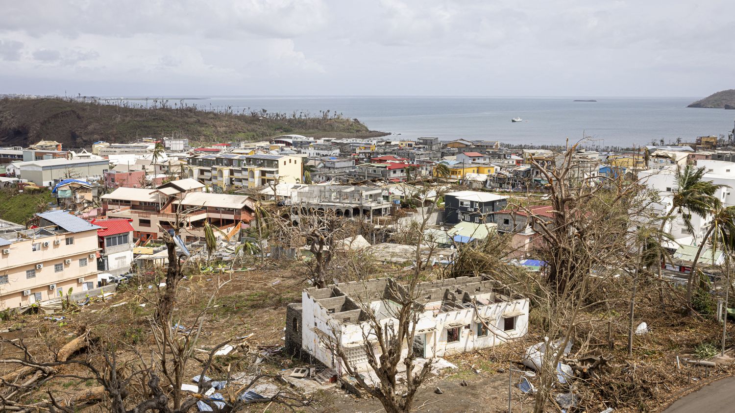 DIRECT. Cyclone Chido à Mayotte : Emmanuel Macron participera à la minute de silence à 11 heures à l'Elysée