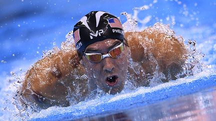 La légende Michael Phelps en action. (GABRIEL BOUYS / AFP)