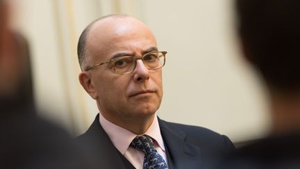 &nbsp; (Le ministre de l'Intérieur, Bernard Cazeneuve, est en visite en Corse © SIPA / WITT)