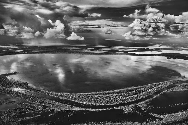 Les Anavilhanas, îles boisées du Río&nbsp; Negro, État d'Amazonas, Brésil (2009) (SEBASTIÃO SALGADO)