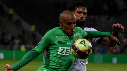 Saint-Etienne et Bordeaux face à face dans un duel de mal classés samedi 18 septembre 2021. (JEAN-PHILIPPE KSIAZEK / AFP)