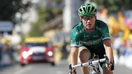 Thomas Voeckler d'Europcar a remport&eacute; la 16e &eacute;tape du Tour de France le mercredi 18 juillet 2012. (KRISTOF VAN ACCOM / BELGA MAG / AFP)