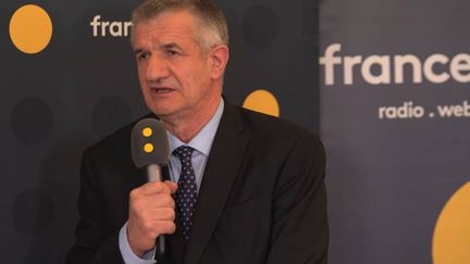 Jean Lassalle a répondu aux questions de franceinfo, mardi 15 mars 2022. (FRANCEINFO / RADIO FRANCE)