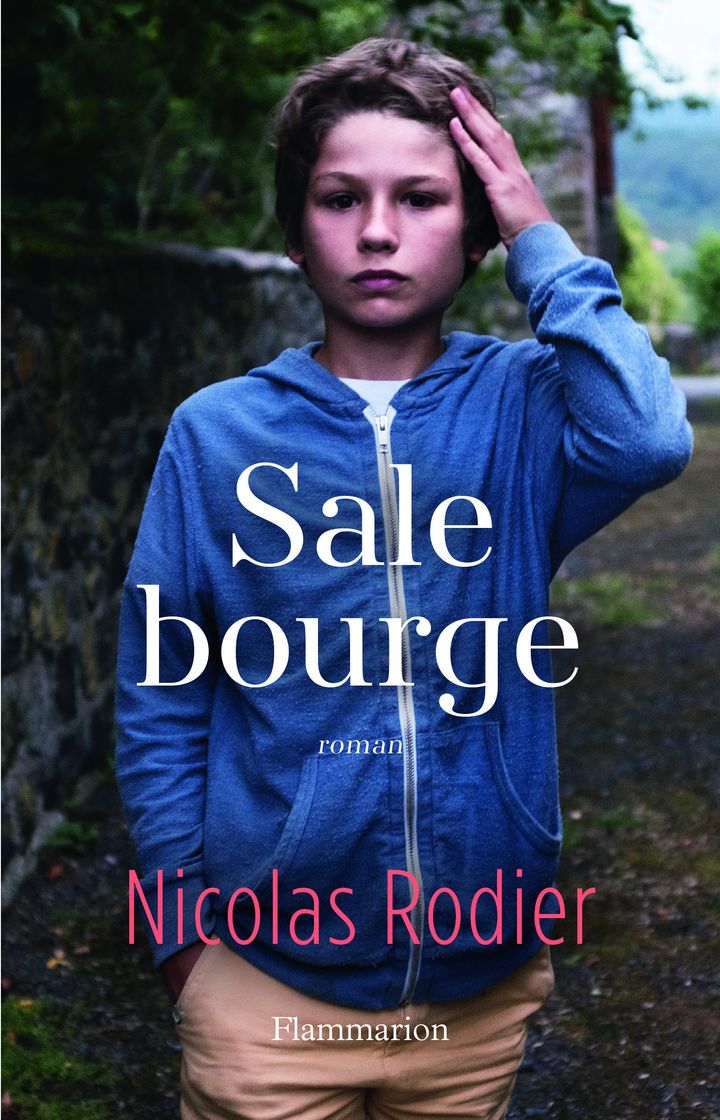 Couverture de "Sale bourge", de Nicolas Rodier, août 2020 (FLAMMARION)