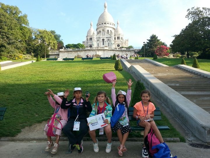 &nbsp; ("C'est joli, j'aime bien les statues" © Benjamin Illy/Radio France)