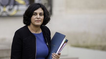 La ministre du Travail Myriam El Khomri après un conseil des ministres, le 25 novembre 2015, au palais de l'Elysée. (CITIZENSIDE/YANN KORBI / CITIZENSIDE.COM)