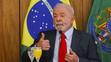 Le président du Brésil, Lula, le 12 janvier 2023 à Brasilia (Brésil). (SERGIO LIMA / AFP)