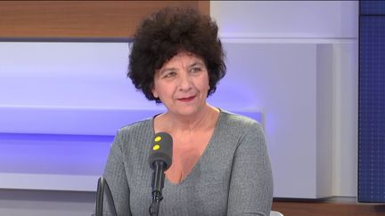 Frédérique Vidal,&nbsp;ministre de l'Enseignement supérieur et de la recherce, invitée de franceinfo, lundi 30 mars 2020.&nbsp; (FRANCEINFO / RADIOFRANCE)