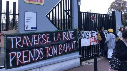 Le lycée Jean-Jaurès de Montreuil, bloqué vendredi 30 novembre dans le cadre de l’appel de l'UNL. (ALEXIS MOREL / RADIO FRANCE)