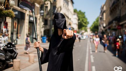 Jeudi 23 Juillet :
"Toi ! Si je t'attrape, je te mords !"
 - Si je t'attrape je te Mort ! à 15h au Théâtre de l'Observance
 (Baptiste Lobjoy)