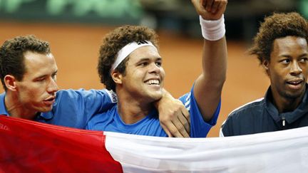 Les joueurs français Mickaël Llodra, Jo-Wilfried Tsonga et Gaël Monfils en 2009