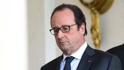 François Hollande à l'Elysée, à Paris le 23 décembre 2015. (STEPHANE DE SAKUTIN / AFP)