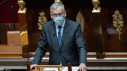 Le député LREM Jean-René Cazeneuve lors de la première lecture du projet de loi portant lutte contre le dérèglement climatique et renforcement de la résilience face à ses effets,&nbsp;à l'Assemblée nationale, le 9 mars 2021. (AURELIEN MORISSARD / MAXPPP)