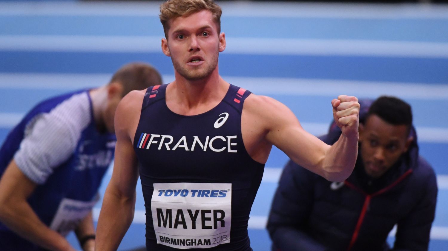 Championnats du monde d'athlétisme en salle Mayer en tête de l