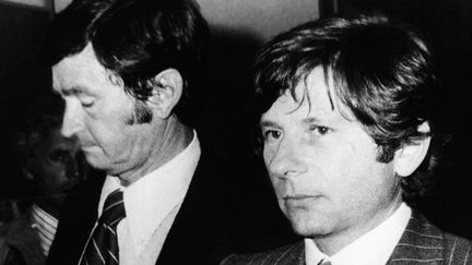 Roman Polanski, cinéaste et son avocat, à Santa Monica (Californie), le 18 aout 1977 (STR / UPI)