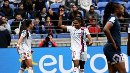 Catarina Macario célèbre son doublé face au Paris Saint-Germain en demi-finale aller de Ligue des champions. (JEAN-PHILIPPE KSIAZEK / AFP)