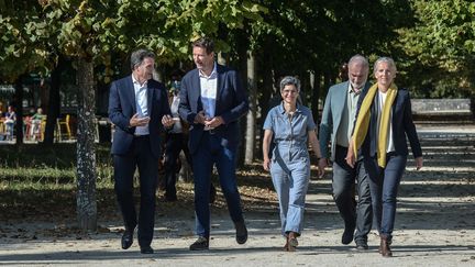 Les candidats à&nbsp;la primaire écologiste, le 20 août 2022, à Poitiers (Vienne).&nbsp; (HARSIN ISABELLE / NOSSANT / SIPA)