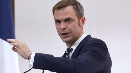 Le ministre de la Santé, Olivier Véran, en conférence de presse, jeudi 15 octobre 2020.&nbsp; (LUDOVIC MARIN / AFP)