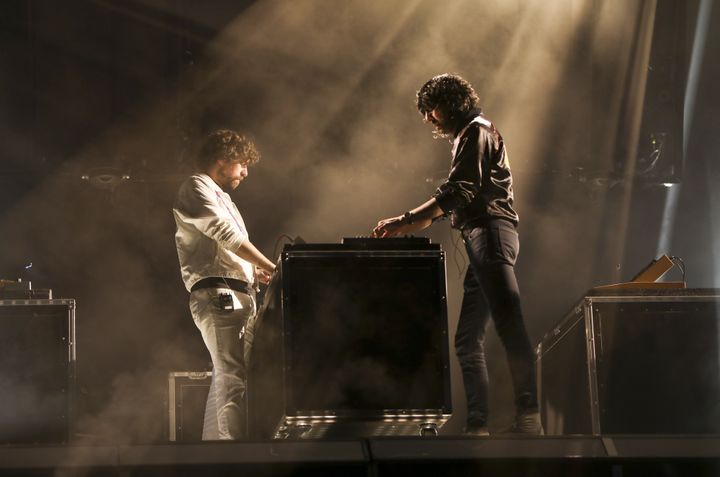 Gaspard et Xavier sur la Grande scène de Rock en Seine dimanche soir.
 (Gilles Scarella / FTV)