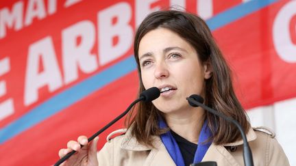 Sophie Binet le 1 mai 2015 à Hambourg, en Allemagne. (BODO MARKS / MAXPPP)