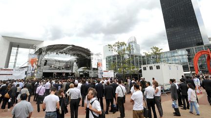 Un concert sur le parvis de La Défense, lors de l'édition 2012 de La Défense Jazz Festival (27 juin 2012)
 (Lionel Urman / Sipa)