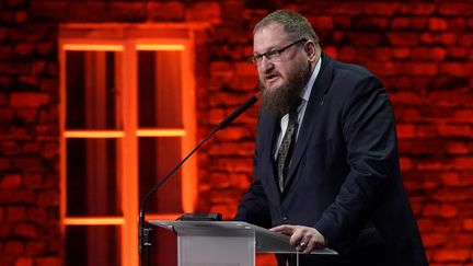 Piotr Cywinski, directeur du mémorial&nbsp;d'Auschwitz-Birkenau,&nbsp;lors d'une cérémonie officielle à Oswiecim en Pologne, le 27 janvier 2020 (photo d'illustration). (WOJTEK RADWANSKI / AFP)