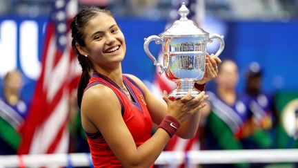 La Britannique Emma Raducanu a remporté la finale de l'US Open face à la Canadienne Leylah Fernandez, samedi 11 septembre 2021. (ELSA / GETTY IMAGES NORTH AMERICA / AFP)