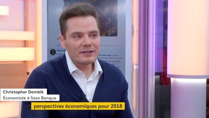 Christopher Dembik, économiste à Saxo Banque, était l'invité de Jean-Paul Chapel ce mardi 2 janvier dans l'émission ":L'éco" pour évoquer les perspectives économiques pour 2018.