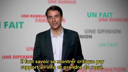 Quelle différence entre fait et fake news ? "Tous Factchecleurs." Julian Bugier- France 2 - Avril 2017 (France Télévision/Rue 89 Mooc)