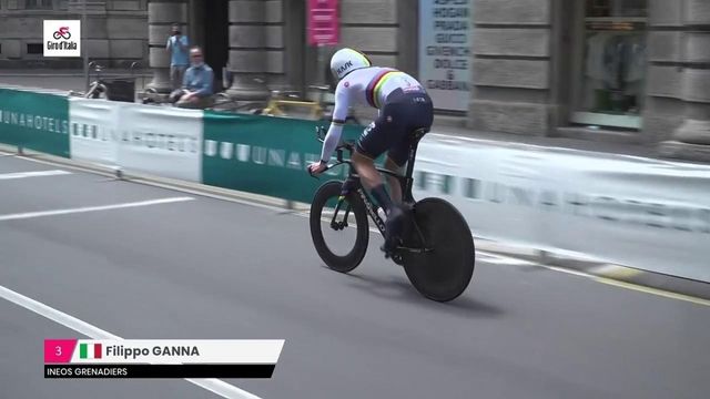 Filippo Ganna lors de la 21e étape