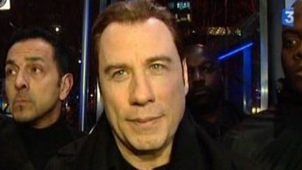 Travolta à Rosny-Sous-Bois pour l&#039;avant-première de &quot;From Paris with love&quot;
 (Culturebox)