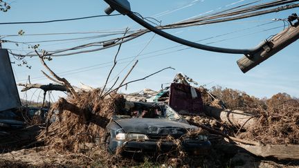 Des dégâts causés par l'ouragan Helen, le 28 octobre 2024 en Caroline du Nord. (YASUYOSHI CHIBA / AFP)