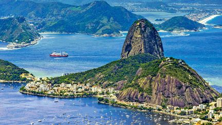 Photo rétro du Pain de Sucre vu du Corcovado, à Rio de Janeiro, berceau de la bossa nova (détail de la jaquette du CD)
 (Verve / Universal)