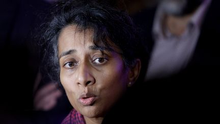 Sophie Vénétitay, general secretary of Snes-FSU and professor in Essonne, speaks to journalists after a meeting between the unions and the Minister of Education in Paris, October 13, 2023. (GEOFFROY VAN DER HASSELT / AFP)