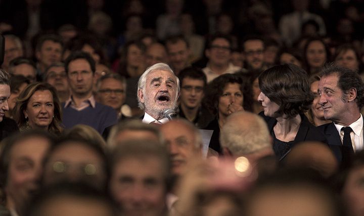 Depuis son fauteuil, Jean-Paul Belmondo déclare ouvert le 7e festival Lumière
 (Jean-François Lixon)