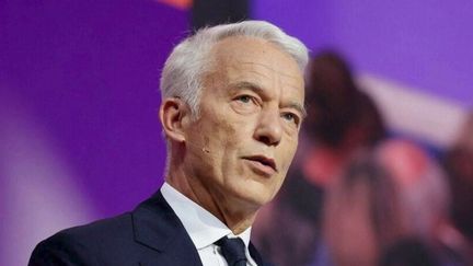 Législatives 2024 : les représentants des partis tentent de convaincre le patronat (France 2)