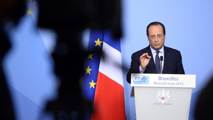 Le pr&eacute;sident fran&ccedil;ais, Fran&ccedil;ois Hollande, donne une conf&eacute;rence de presse &agrave; l'issue du sommet du G7 &agrave; Bruxelles (Belgique), le 4 juin 2014. (ALAIN JOCARD / AFP)