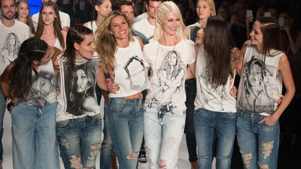 Gisele Budchen au défilé Colcci pap été 2016 à la São Paulo Fashion week
 (VANESSA CARVALHO / BRAZIL PHOTO PRESS)