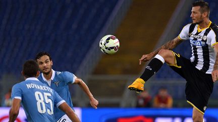 L'attaquant français Cyril Théreau, 3e buteur de l'Udinese (ALBERTO PIZZOLI / AFP)