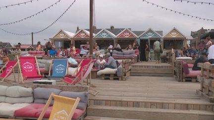 Picardie : les bars éphémères attirent les touristes à Cayeux-sur-Mer (France 3)